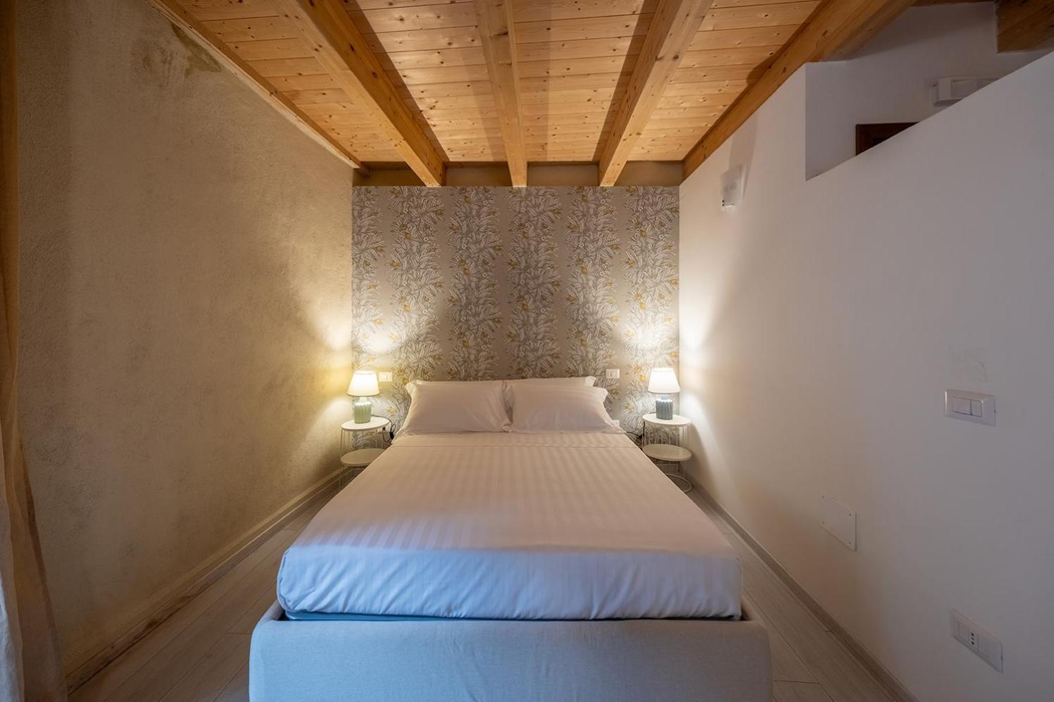 Albergo Diffuso Borgo La Terra Riccia Luaran gambar